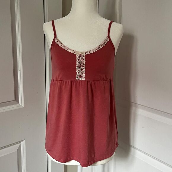 Vintage Y2K Cute Pink Babydoll Tank with Lace Trim Neckline from Uniqlo - Picture 2 of 7